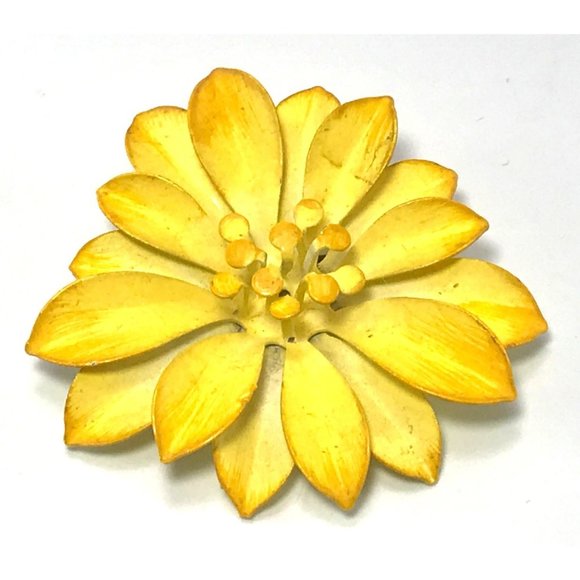 Unbranded Jewelry - 1960s Mod Yellow Enamel Flower Power Brooch Pin Asymmetric
